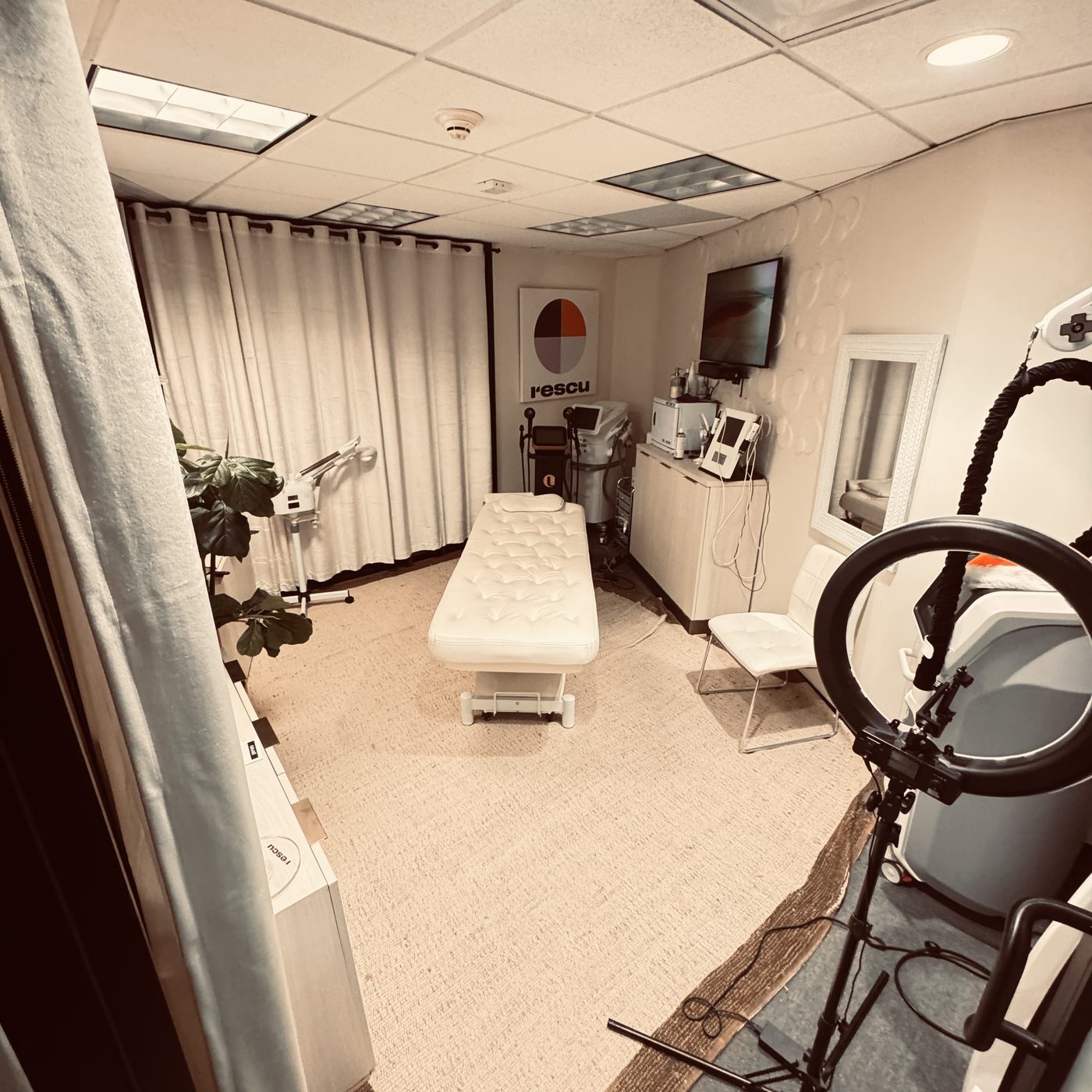 Aesthetics treatment room at Rescu Wellness