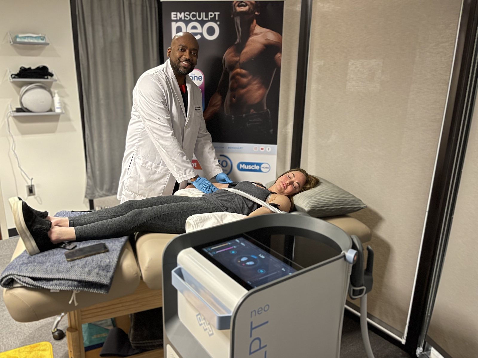 Dr. Randy Taylor performing Emsculpt Neo at Rescu Wellness, Scarsdale