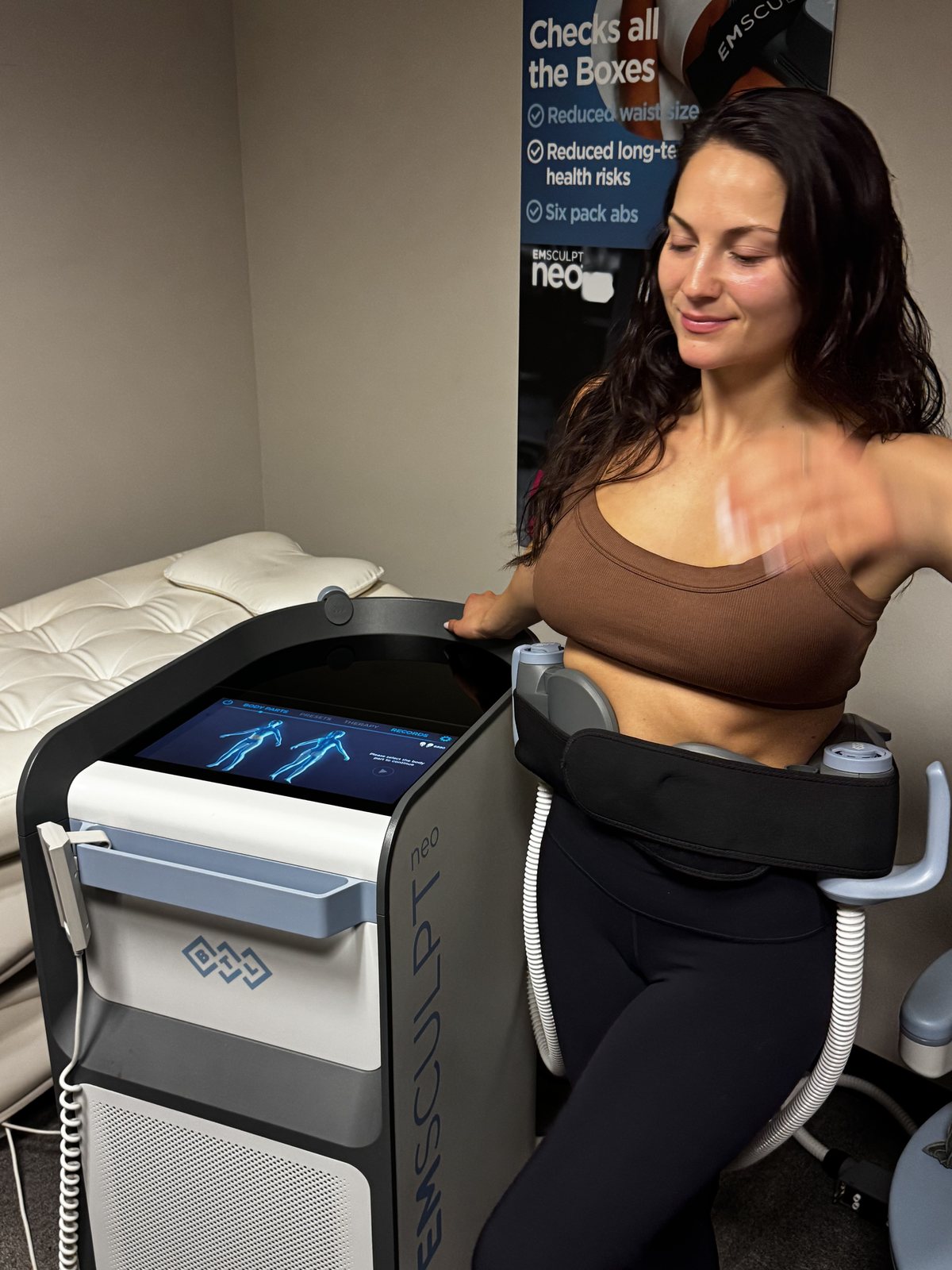 Emsculpt Neo core treatment in progress at Rescu Wellness