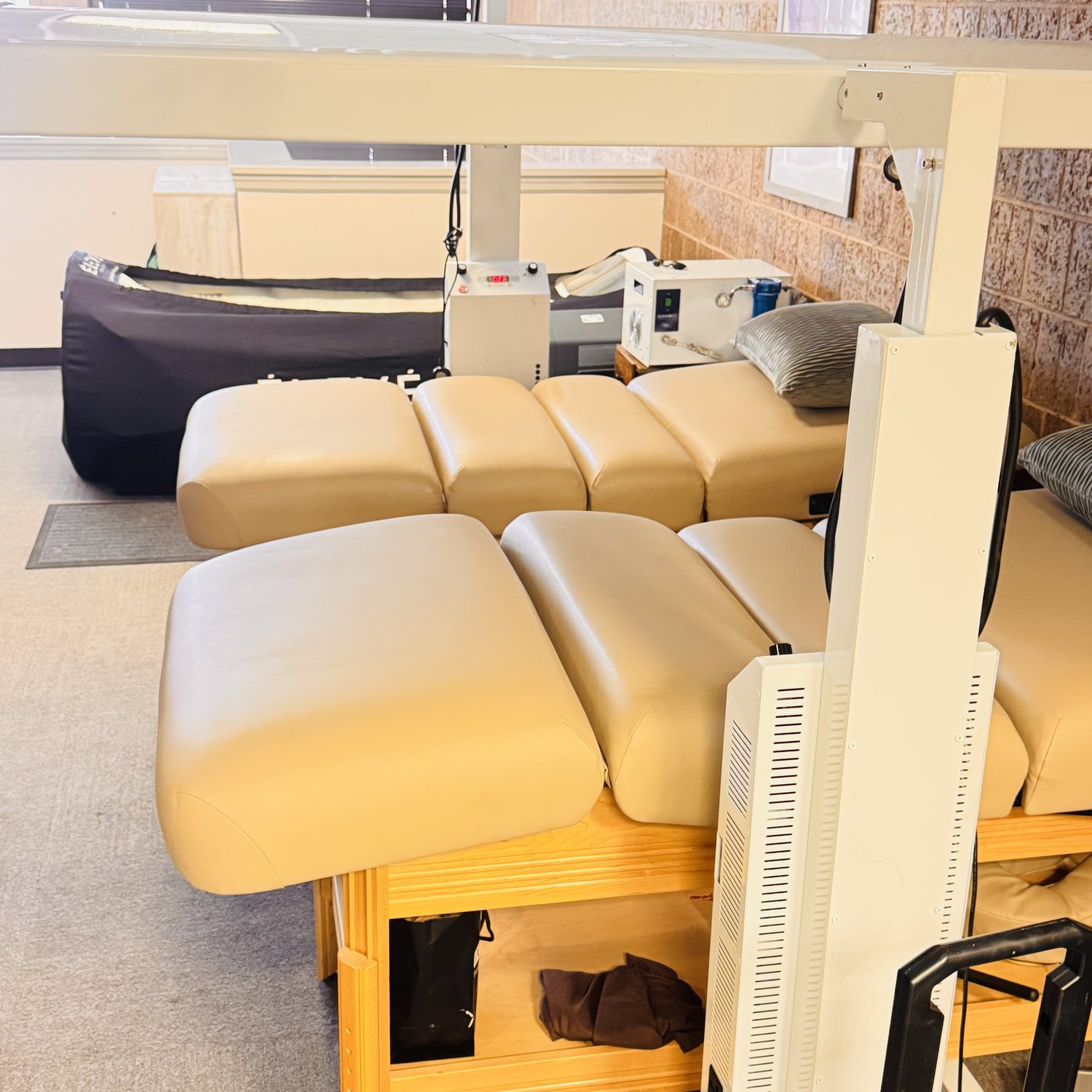 Treatment & recovery tables — Rescu Wellness
