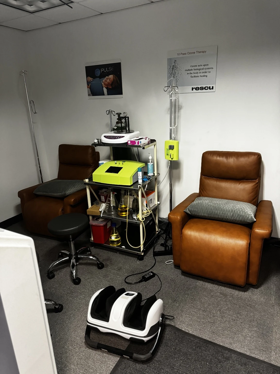 Rescu Wellness ozone therapy room in Scarsdale